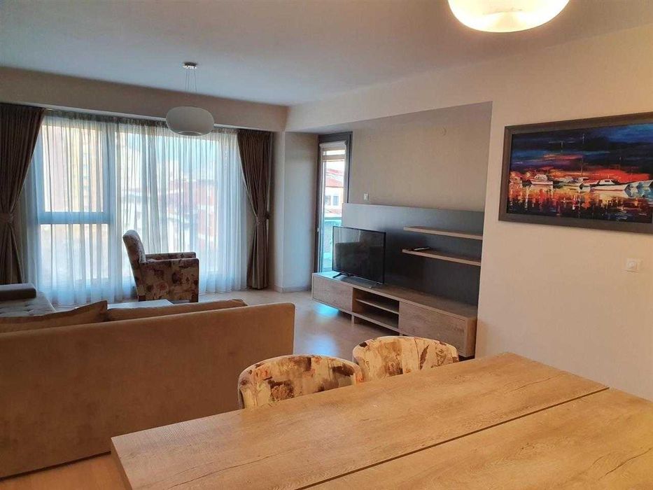 Дава се под наем Двустаен апартамент в Бургас, Славейков - 53 кв.м за 244.8 € - Снимка #2