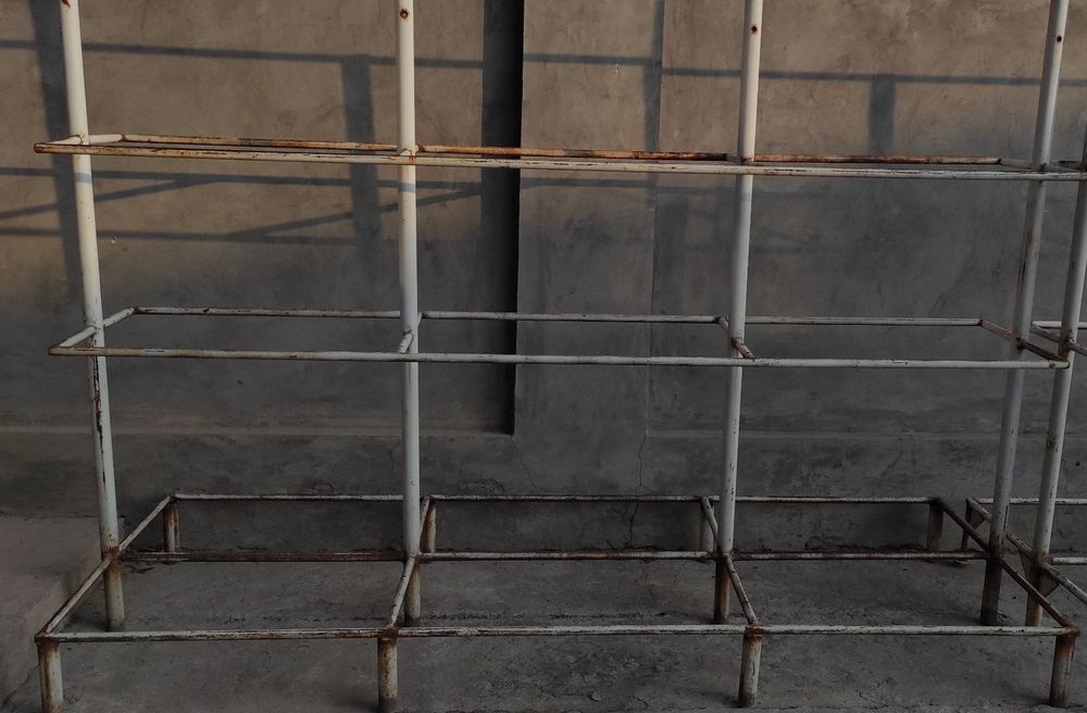 темир сотилади.Россияники