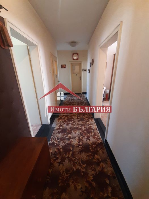 Продава се Четиристаен апартамент в Карлово - 93 кв.м за 932 €/кв.м - Снимка #11