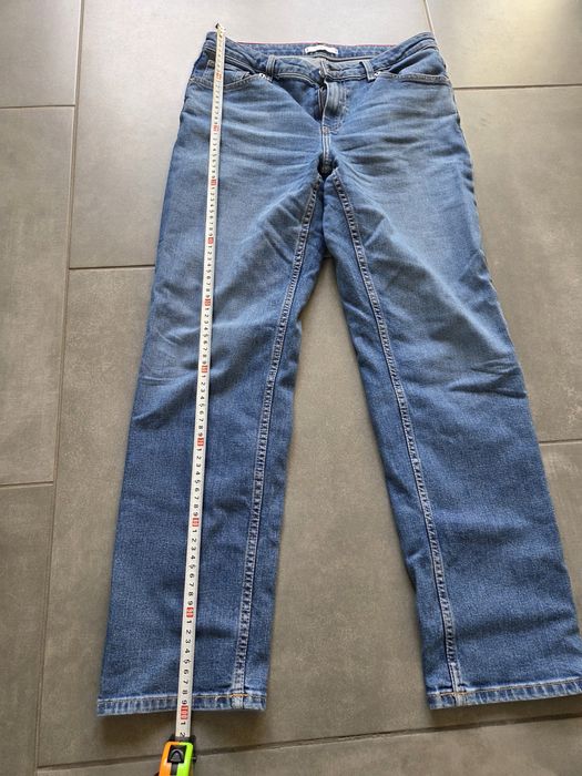 Blugi hilfiger,  femei, mom  fit, mărimea 29/30, preț 120