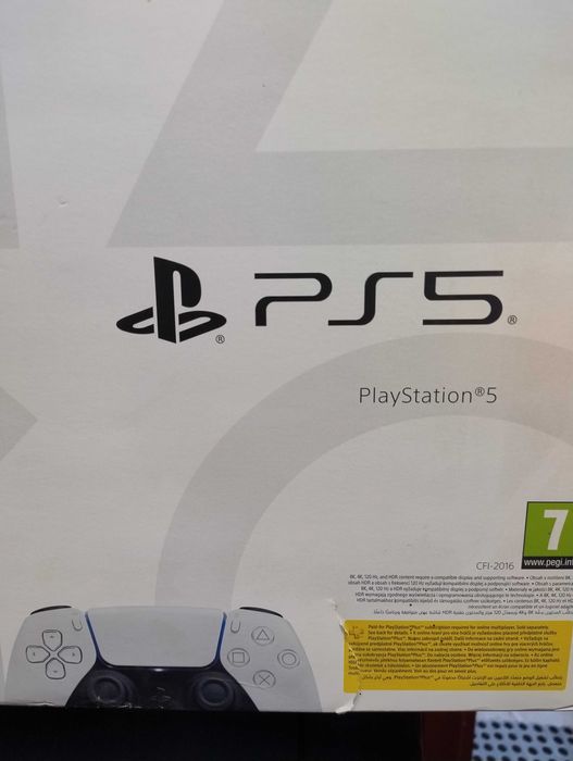 PS 5 cu 2 controlere