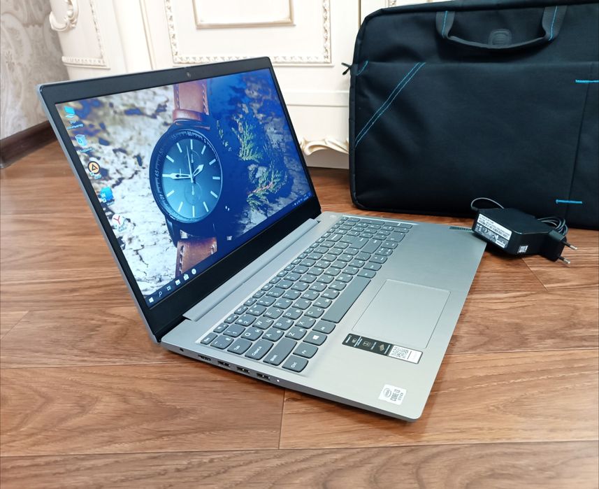 Современный НОУТБУК Lenovo Core i3-10thGen.