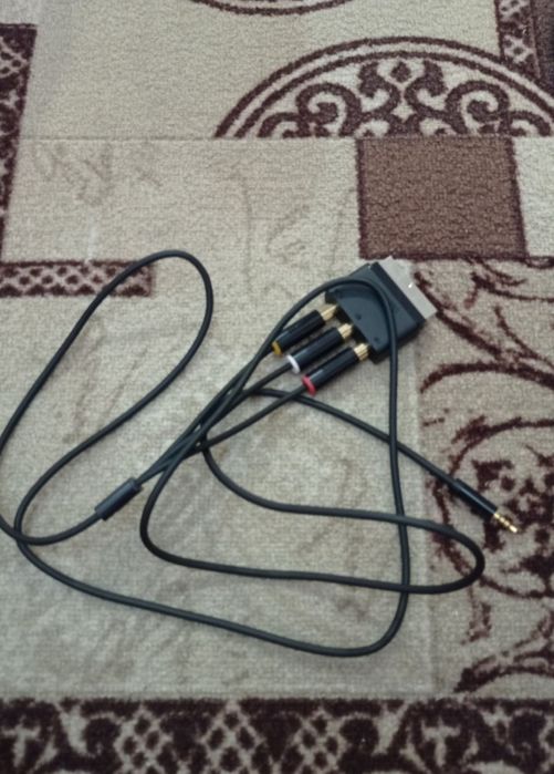 Продается хbox360. Диски с играми 80шт.