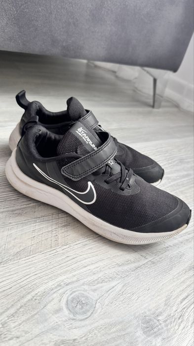 Маратонки Nike 35 номер