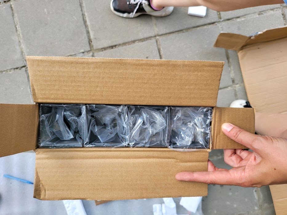 Алуминиева градинска маса LIVARNO 120/180 x 90 см със закалено стъкло