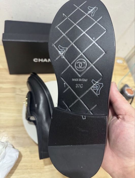 Chanel мокасини кожени