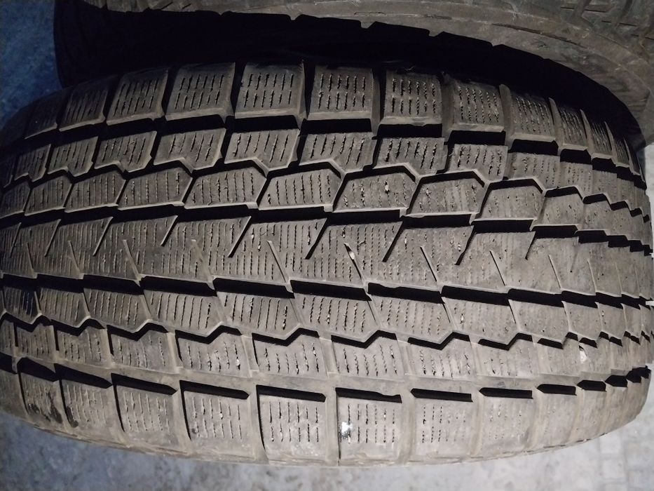 4 шины Yokohama 285 50 R20.