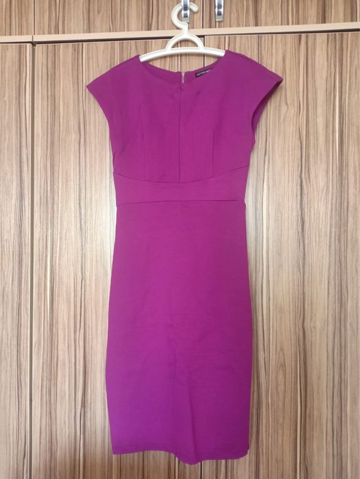 Платье продается