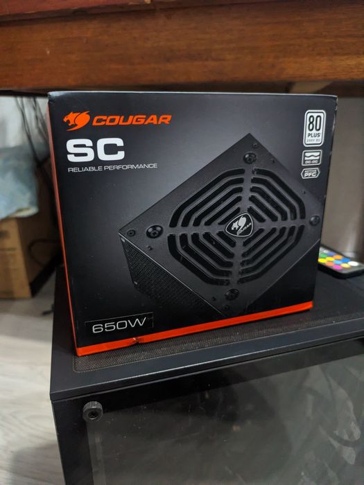 Продам блок питания Cougar SC650