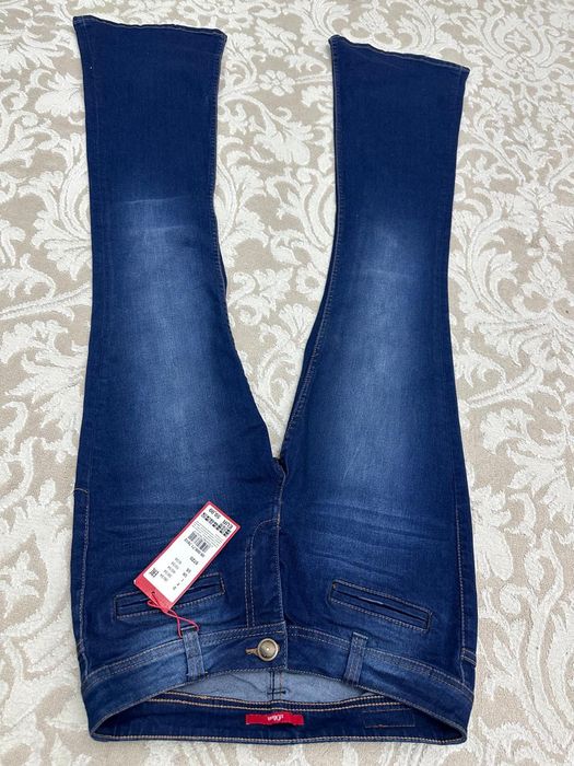 Джинсы женские НОВЫЕ