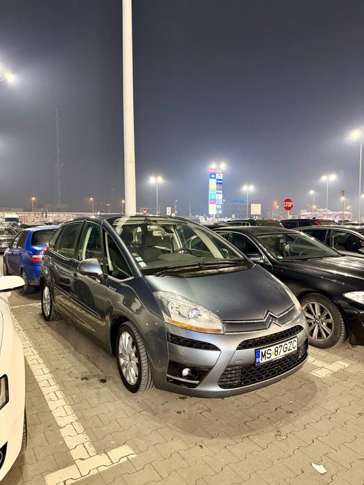 Vand/schimb citreon C4 picasso 2009 1.6 HDI 110 caii jante r17