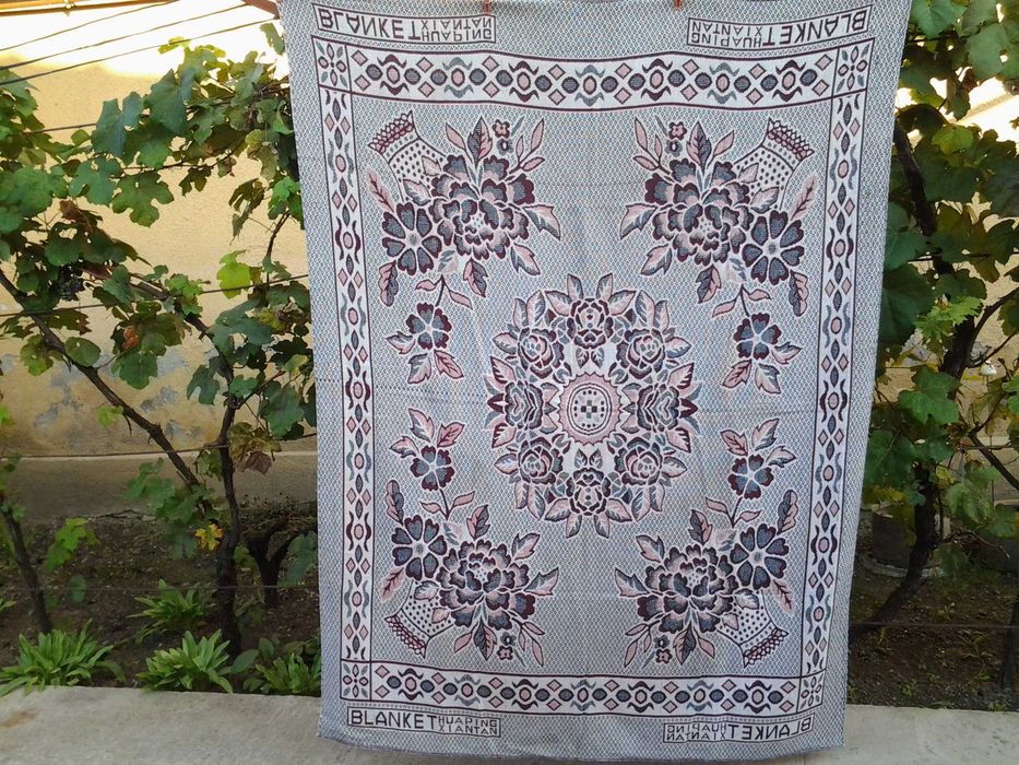 patura cu fete, model floral 140*180 cm