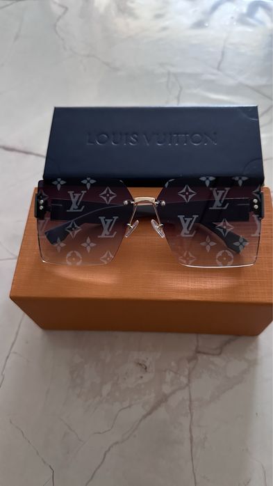 Продается очки брендовые люкс качество