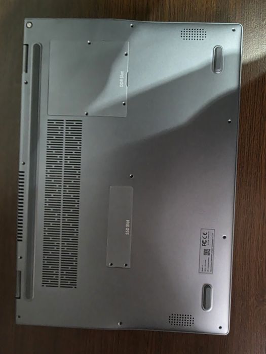 Vand laptop 2 in 1 cu touchscreen nou