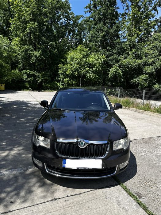 SKODA Superb 2010