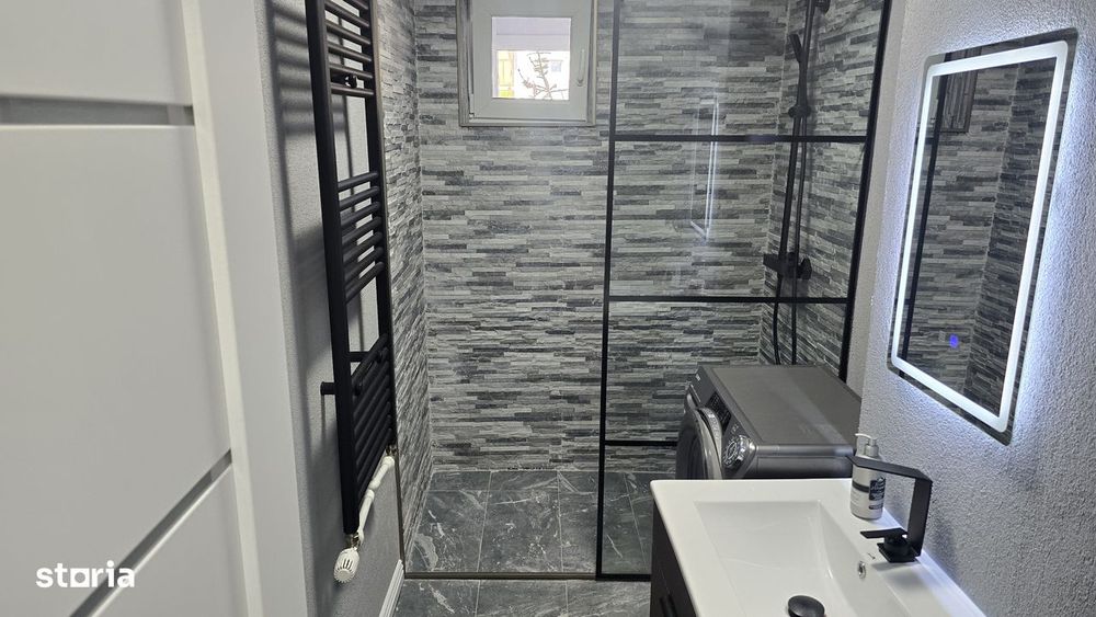 Inchiriez apartament 2 cam. Deva, Zamfirescu, et. 3, PRIMA INCHIRIERE