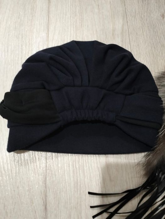 Женские зимние шапки