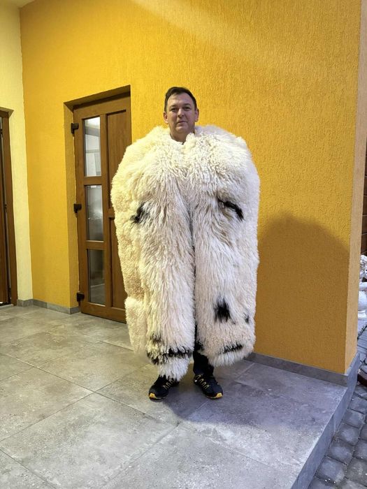 Cojoc de blană de oaie