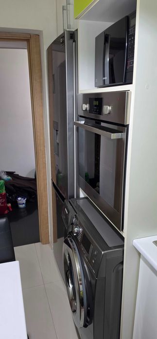 Închiriez Apartament 2 Camere Zona Peco