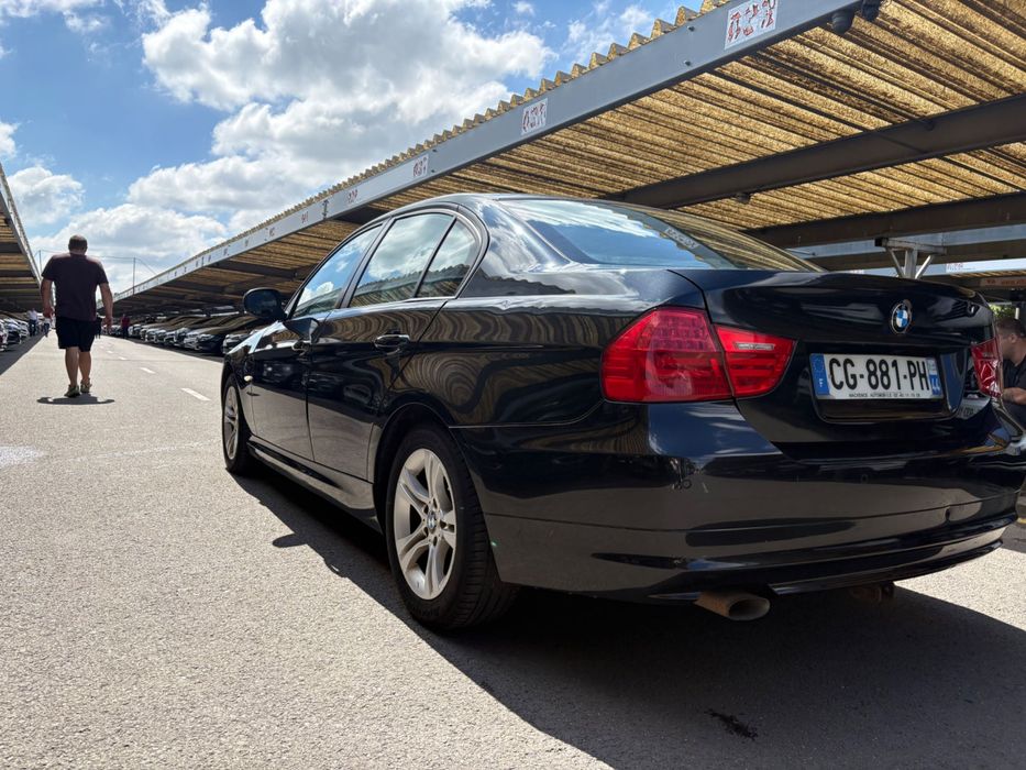BMW 3 Series 2011 — imagine 4