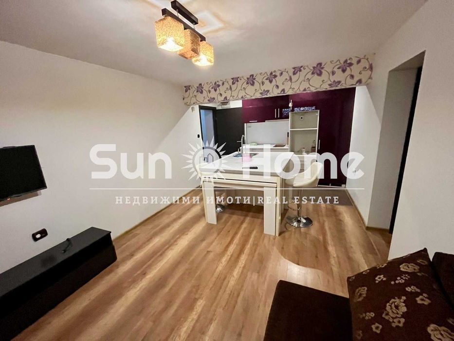 Вила  с панорамна гледка и просторен двор в гр. Харманли