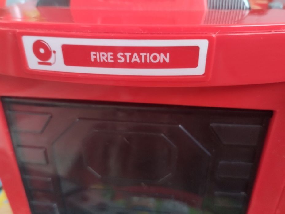 Игрушки Пожарная станция