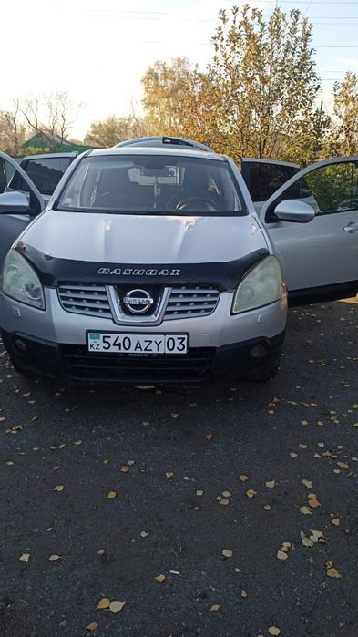 Продам автомашину Nissan
