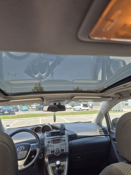 Toyota Verso  дизел 2. 0 D-4D