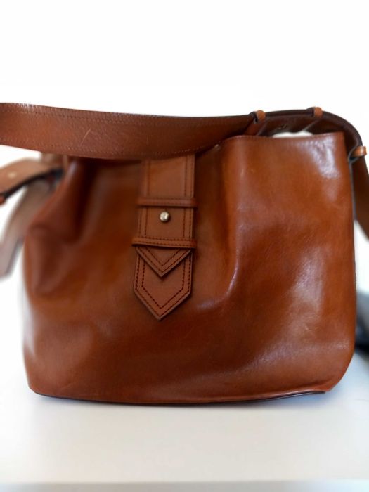 Чанти Escada Massimo dutti Цена по договаряне