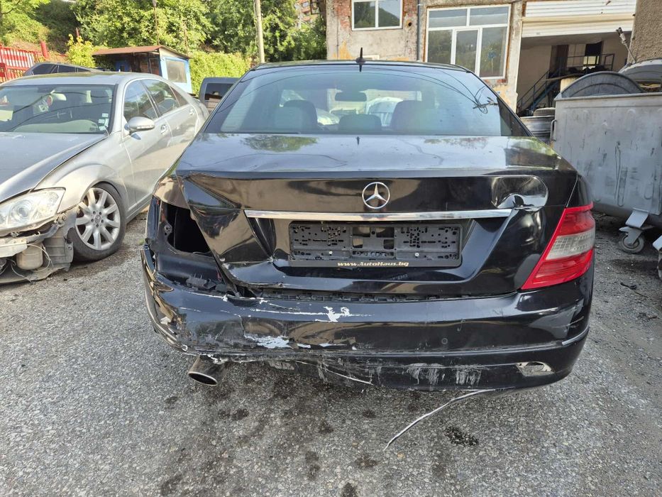 Mercedes W204 C200Kompressor 184кс ксенон седан автоматик НА ЧАСТИ!