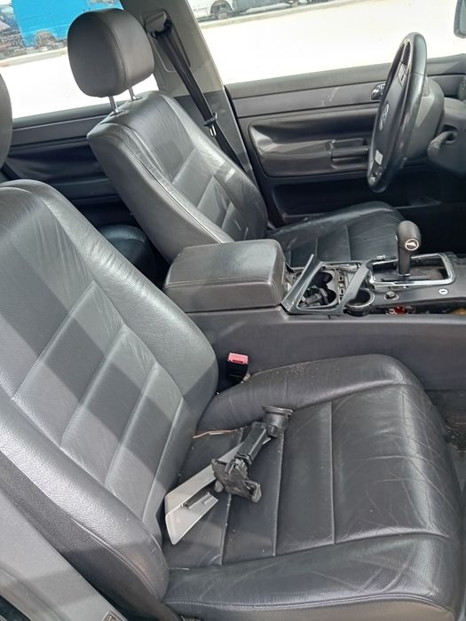 Фолксваген Туарег R5 / VW TOUAREG 2.5 TDI R5 2002 - 2010 г НА ЧАСТИ