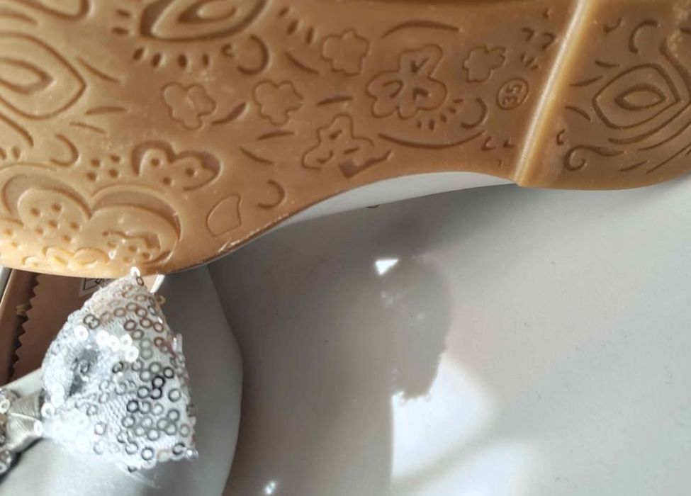 Красиви детски обувки