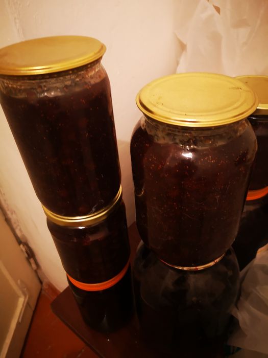 Продам варенье из лесной ягоды.