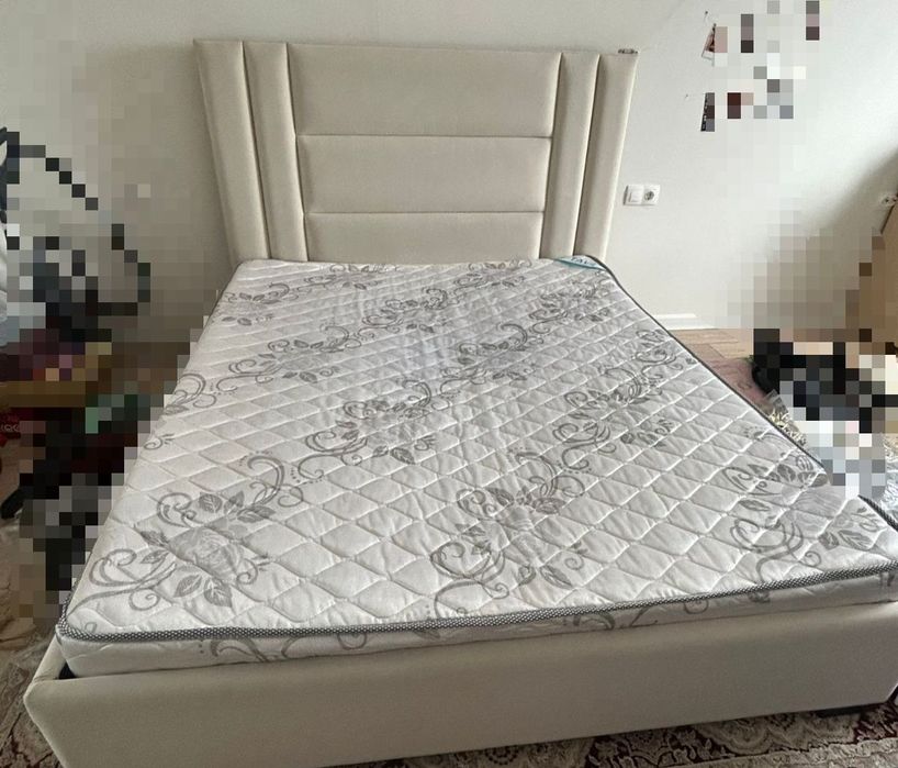 Продам кровать 160*200