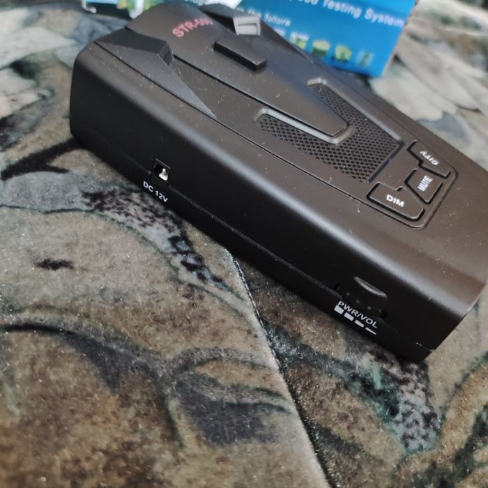 СРОЧНО ПРОДАМ Радар детектор  555