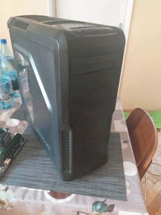 Carcasa ptr pc , zalman 3 plus
