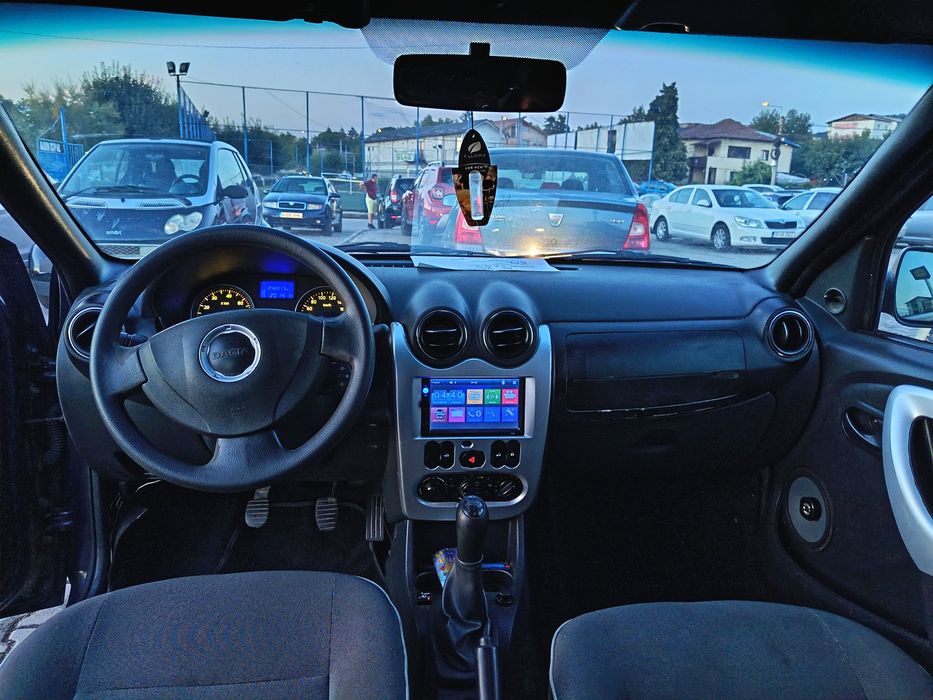 Vând Dacia Logan 12#16v cu GPL