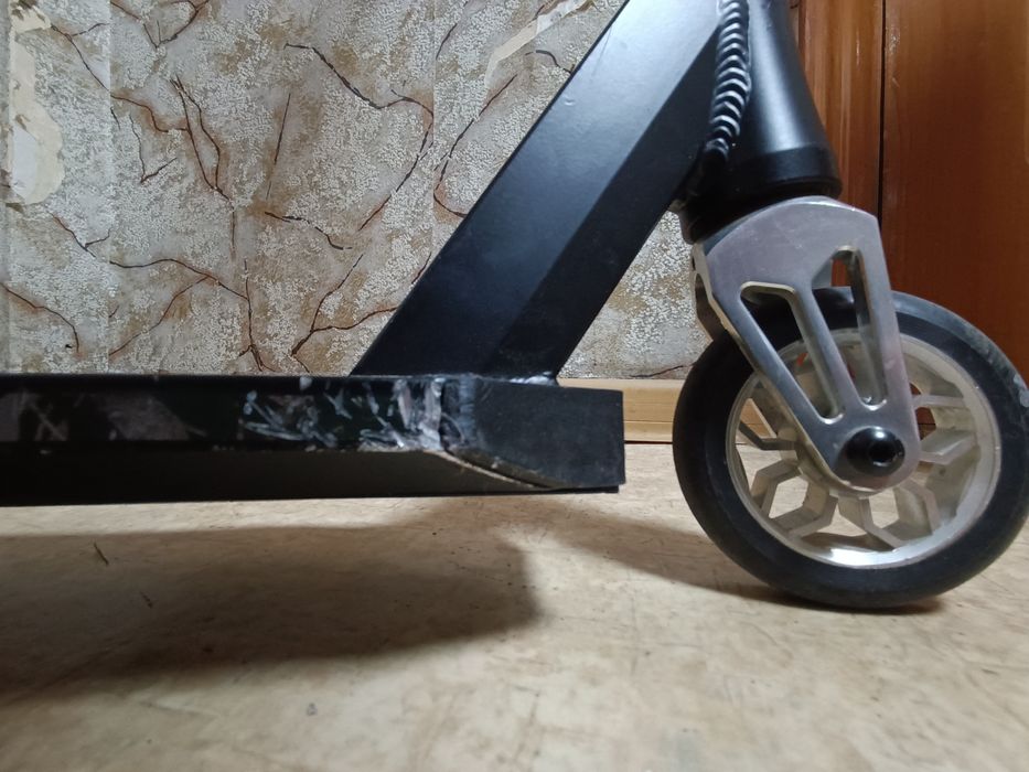 Трюковой самокат