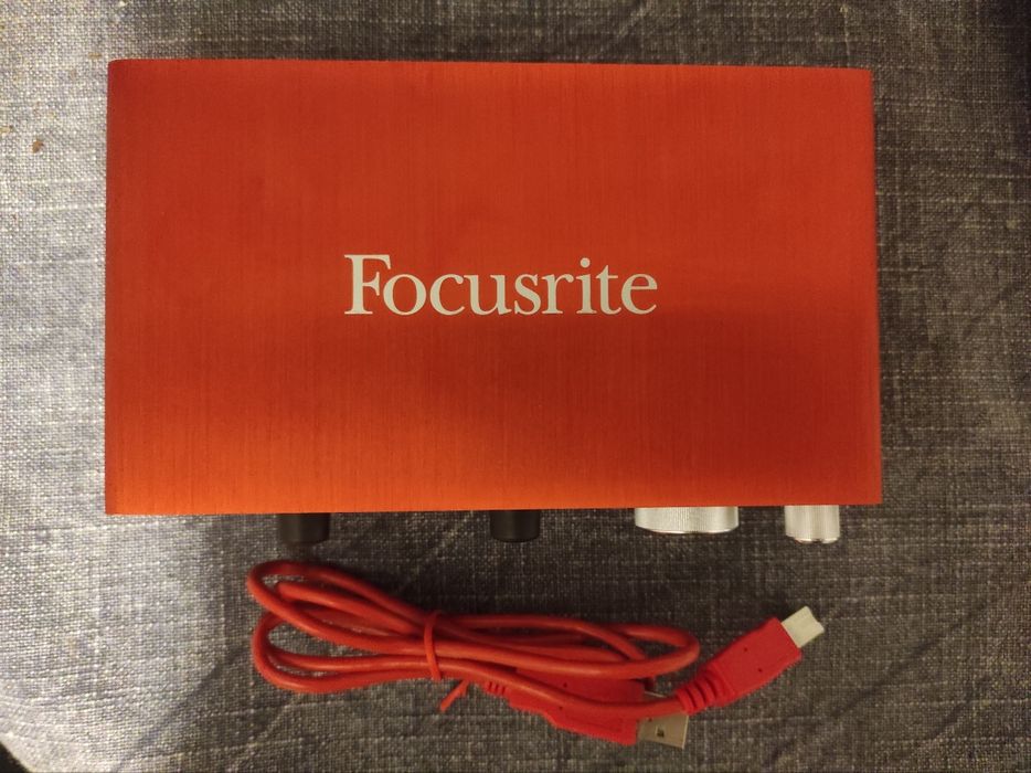 Interfață audio Focusrite 2i2
