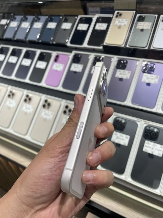 iPhone 17 pro Silver