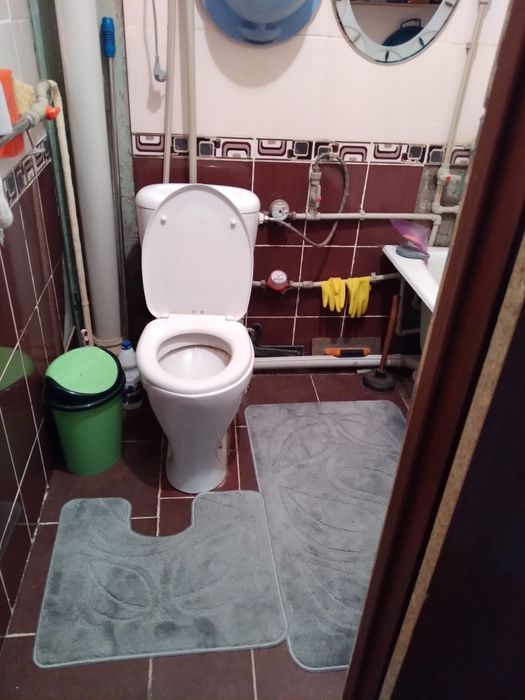 Продам  2 х  ком  квартиру