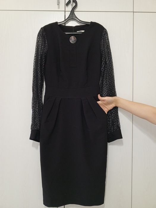 Платья нарядные женские