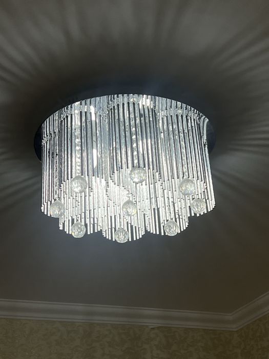 Люстра, потолочная