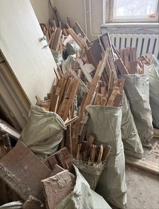 Дрова в большом количестве, самовывоз