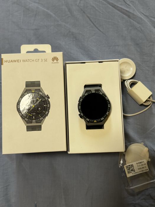 Смарт часовник Huawei watch gt3 SE