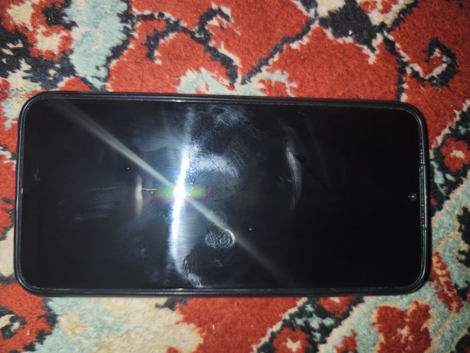 Продам два смартфона Xiaomi redmi 10(2022) и redmi note 8