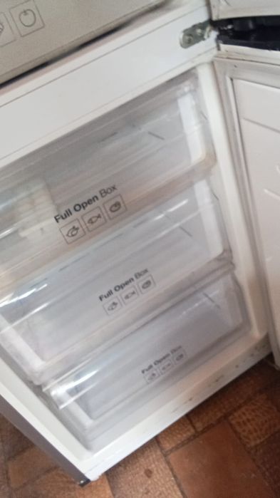 Samsung. Холодильник сатылады