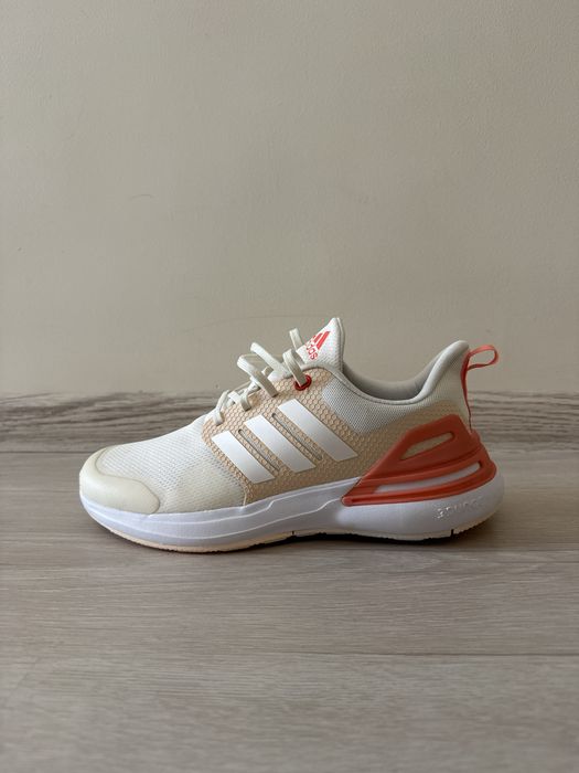 Дамски обувки Adidas RapidaSport K (HP6127)