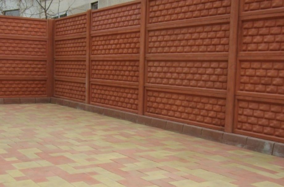 Vând gard prefabricat din beton !