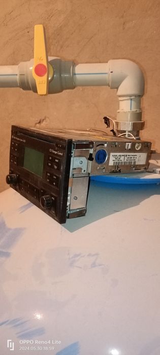 Автомагнитола. Голф 4. Оригинал.